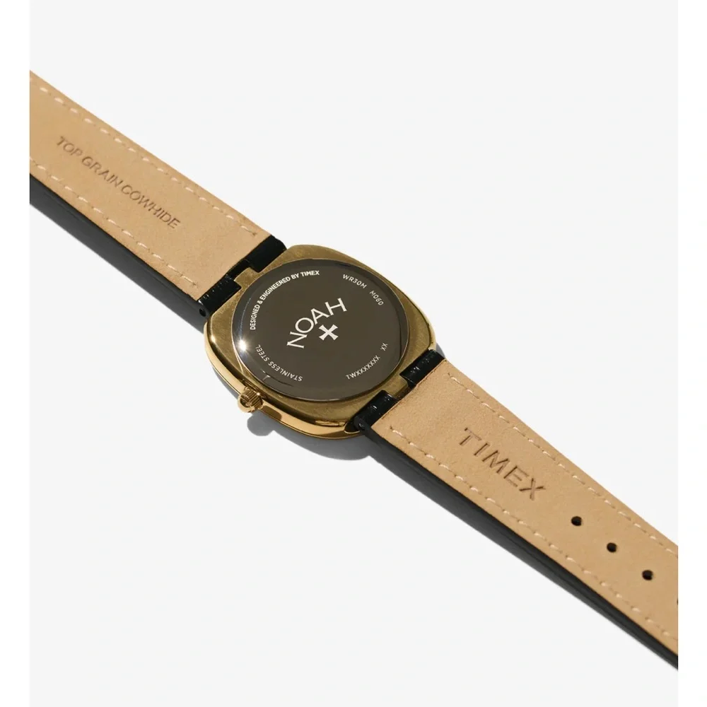 Noah x Timex Lighthouse (TW2Y55400) Watch, Unworn, - Brand New in Box & Papers - Picture 4 of 9